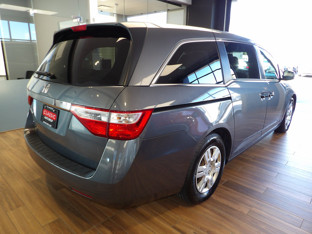 Used 2013 Honda Odyssey LX image 6