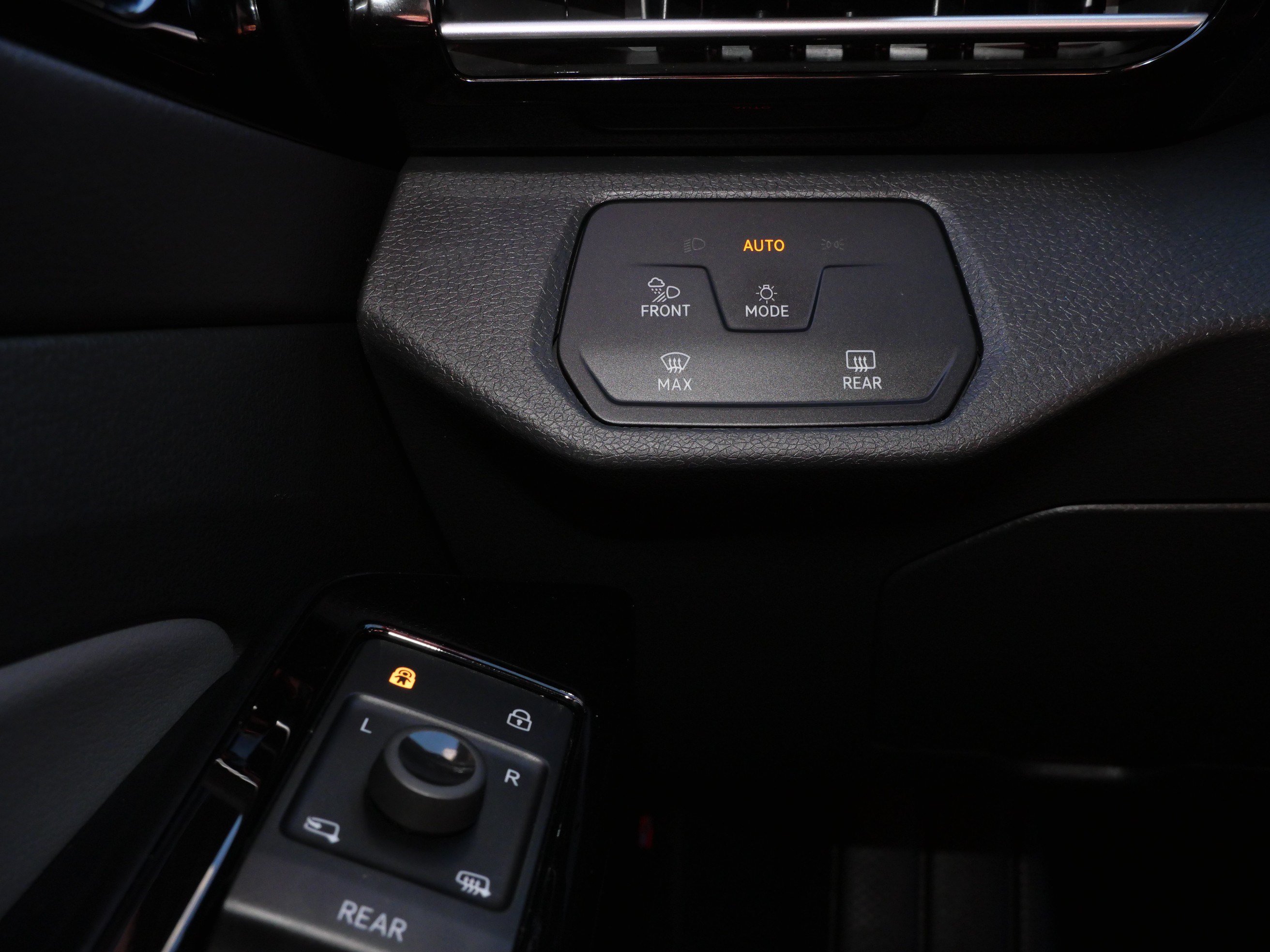 Certified 2021 Volkswagen ID.4 Pro S RWD image 26