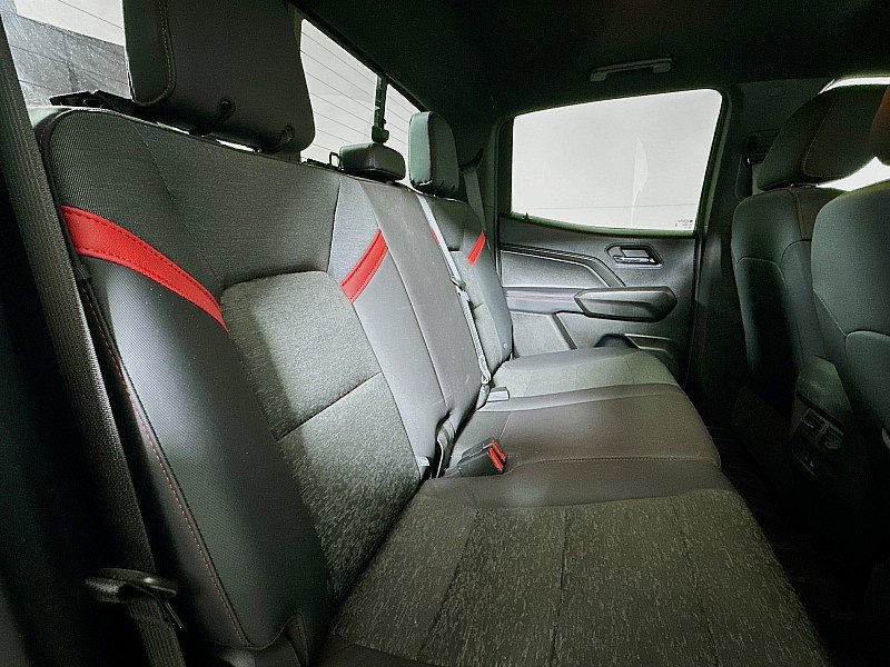 Used 2023 Chevrolet Colorado Z71 w/ Z71 Convenience Package 2 image 24