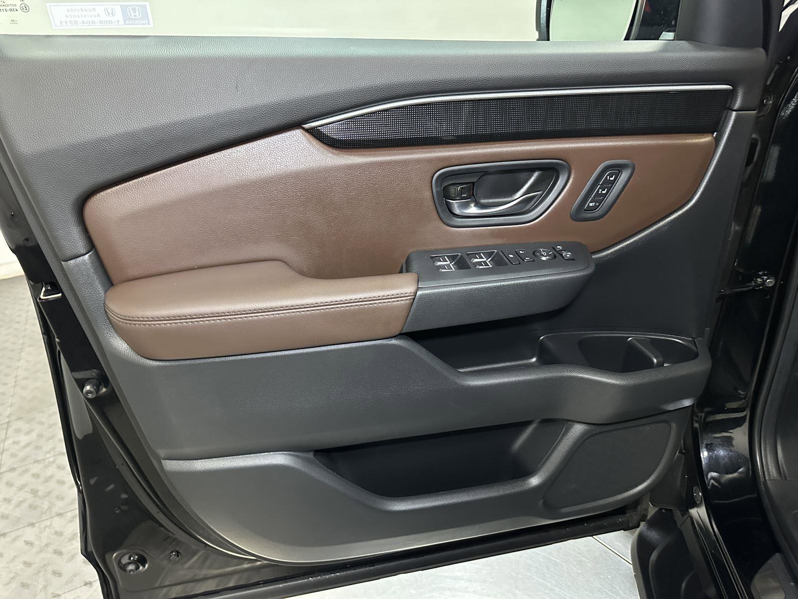 Certified 2025 Honda Pilot Elite image 20