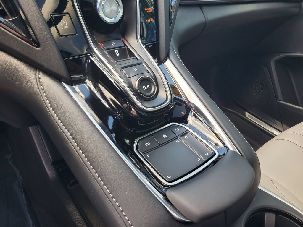 Used 2025 Acura RDX SH-AWD image 33