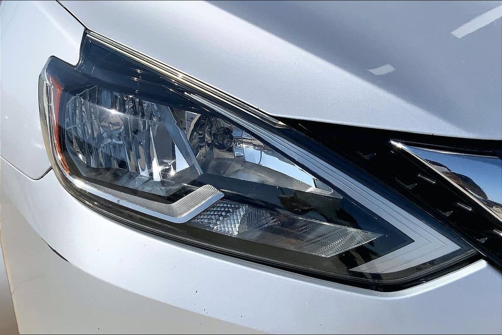 Used 2018 Nissan Sentra S FWD image 27