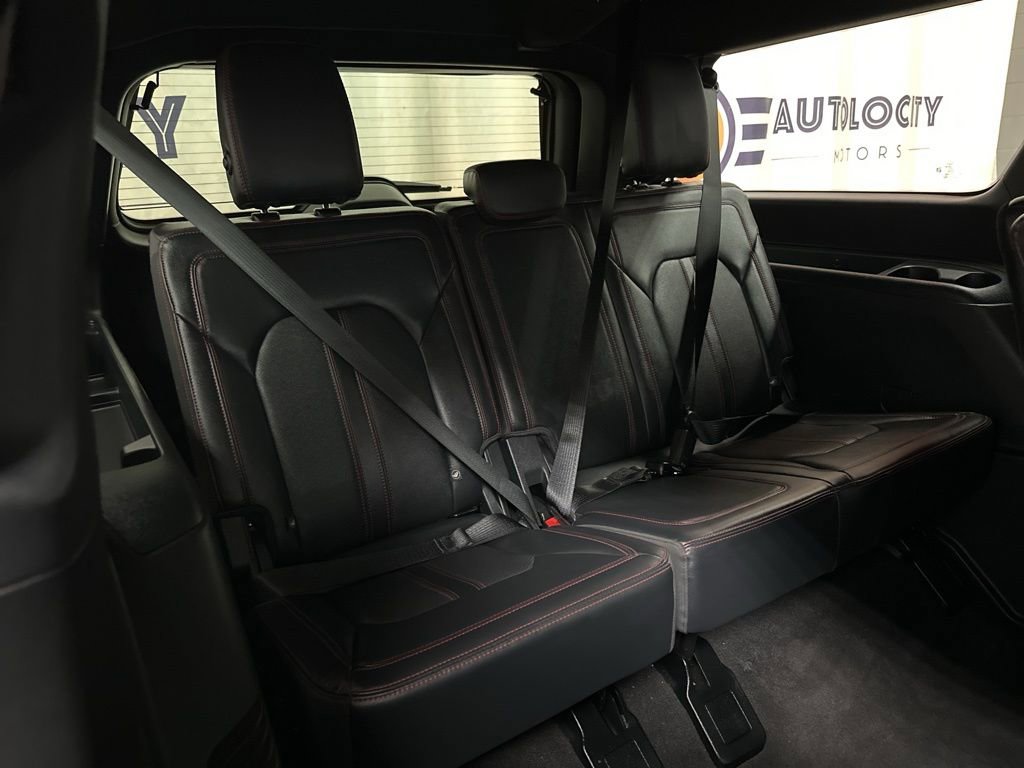 Used 2024 Ford Expedition Max Limited AWD/4WD image 36