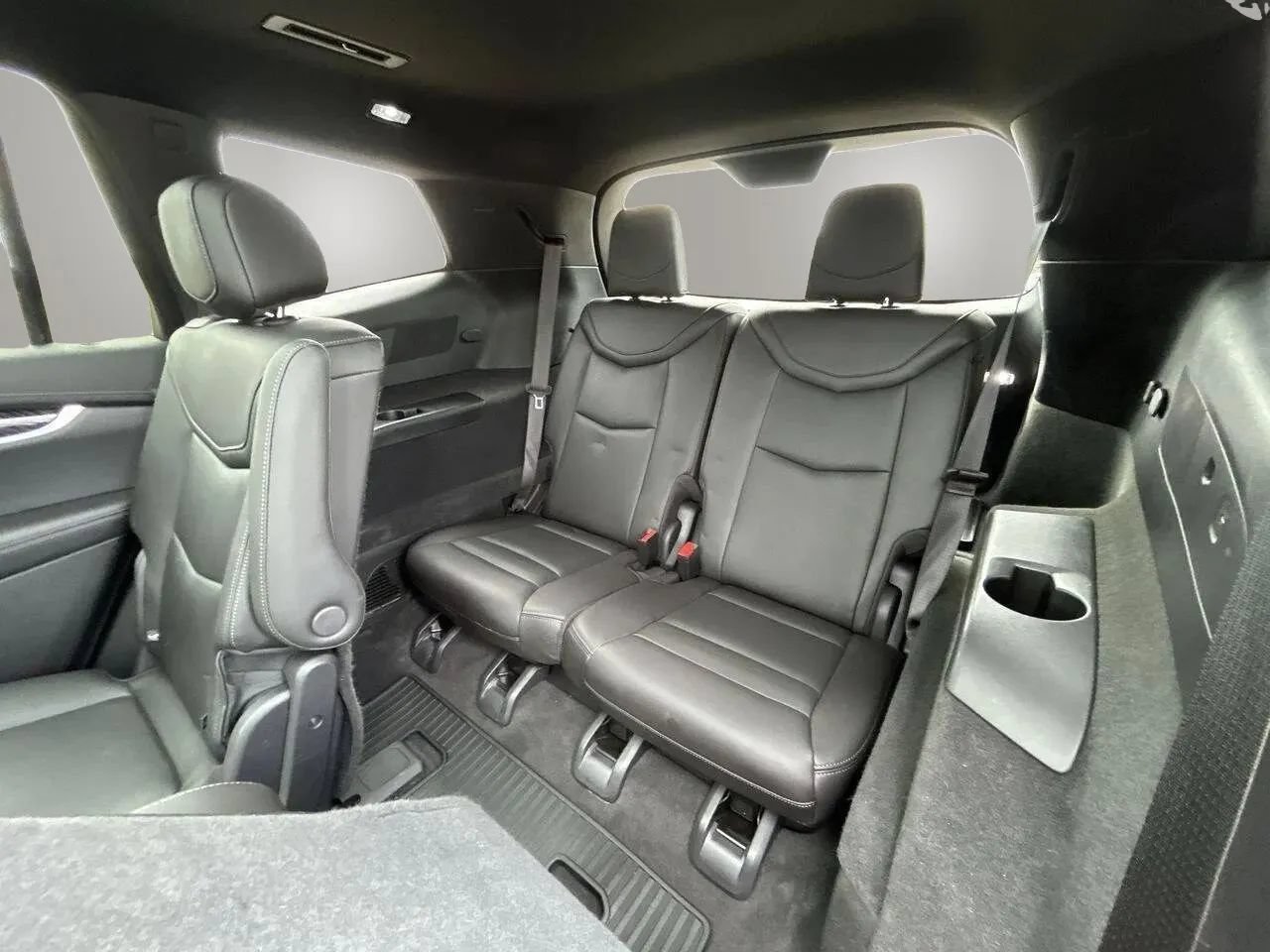 Used 2023 Cadillac XT6 Premium Luxury AWD/4WD image 24