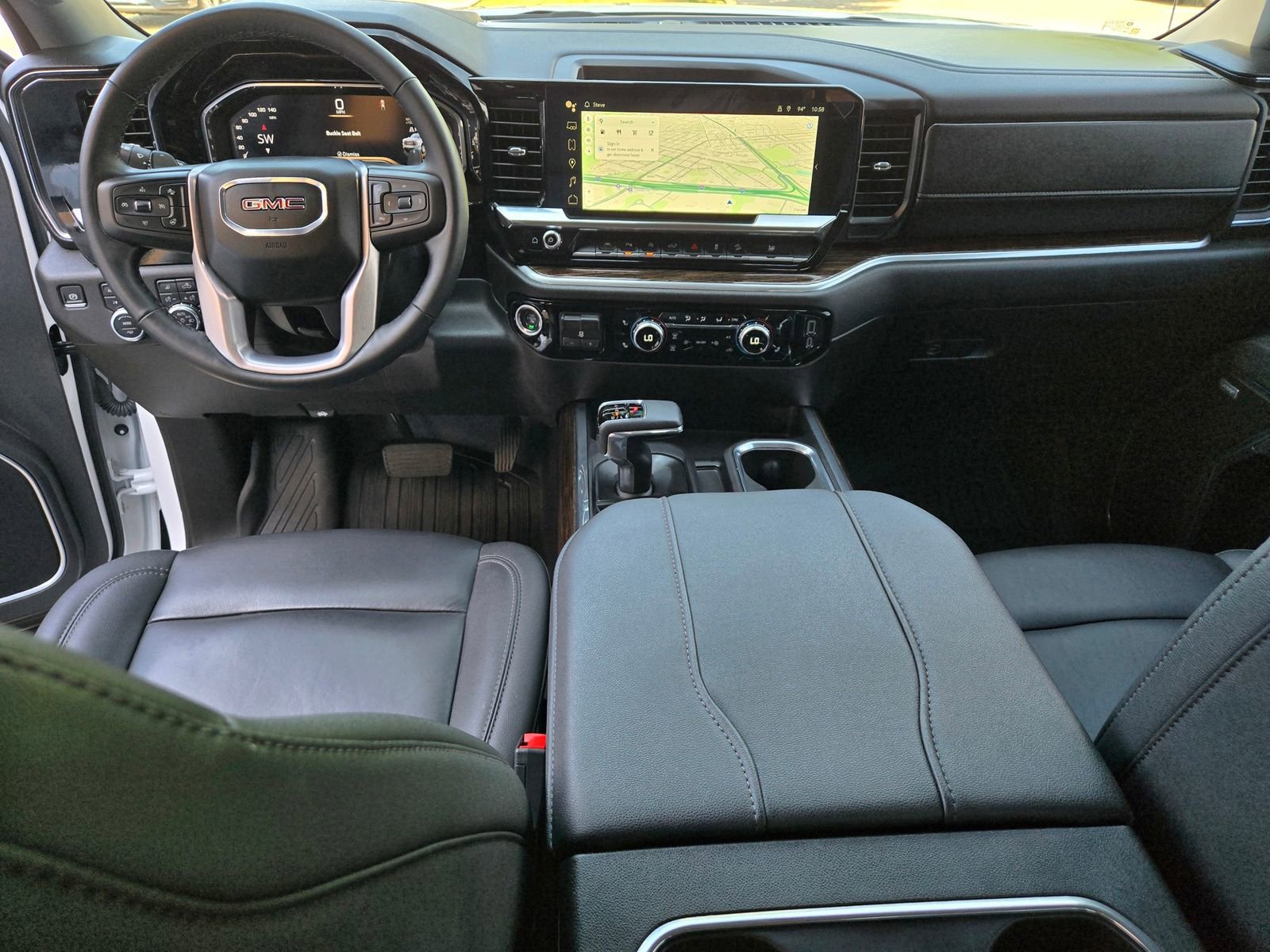 Used 2025 GMC Sierra 1500 Elevation w/ Elevation Premium Package AWD/4WD image 8