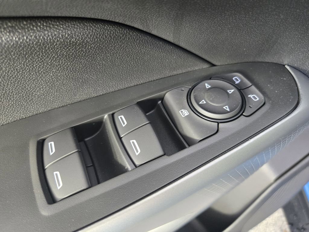 New 2026 Chevrolet Trax RS w/ Sunroof Package image 23