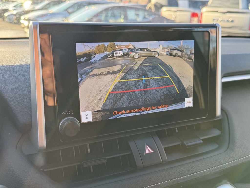 Used 2024 Toyota RAV4 XLE image 25