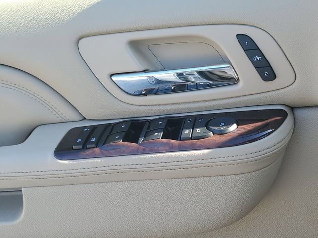 Used 2012 Cadillac Escalade Premium image 22