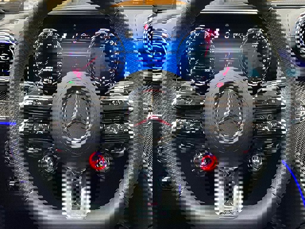 Used 2024 Mercedes-Benz C 63 AMG S image 41