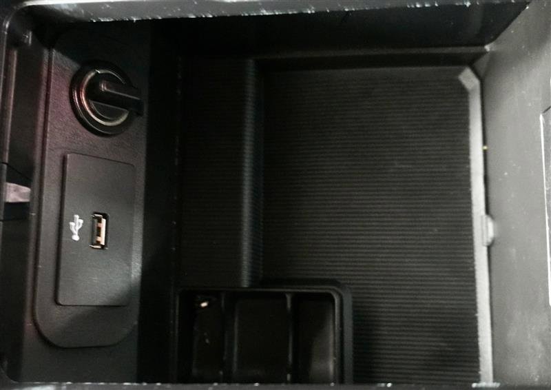 Used 2017 Ford Mustang Coupe image 23