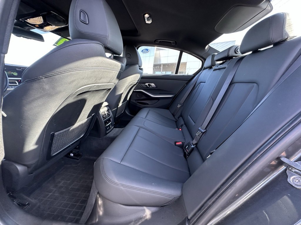 Used 2019 BMW 330i xDrive Sedan w/ Convenience Package image 12