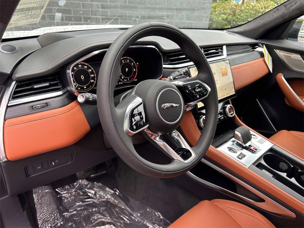New 2026 Jaguar F-PACE R-Dynamic S image 19