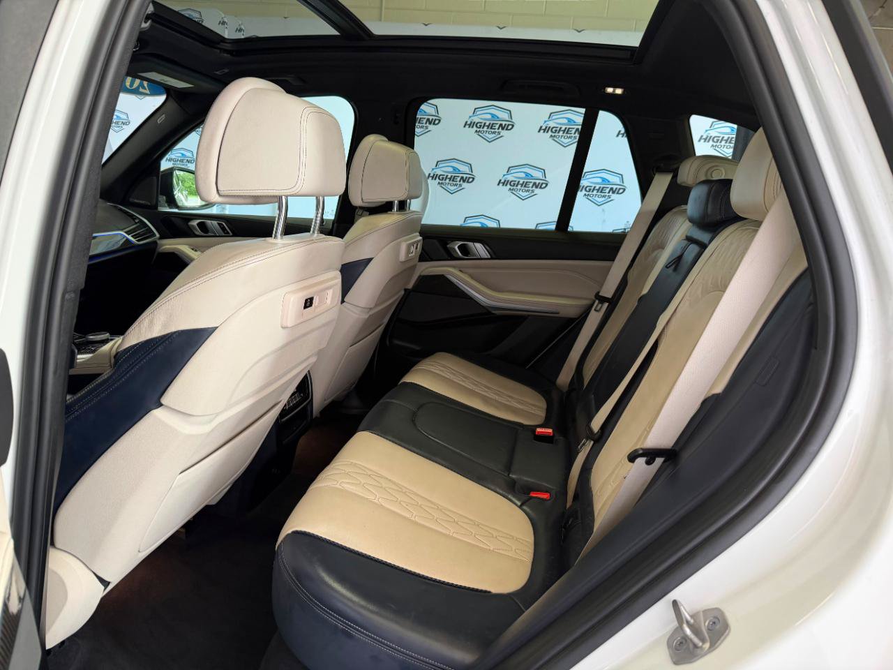 Used 2022 BMW X5 M50i w/ Premium Package AWD/4WD image 22