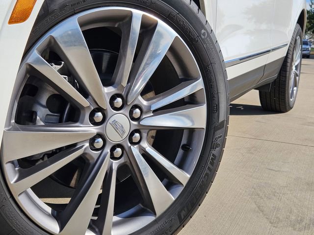 New 2025 Cadillac XT5 Premium Luxury w/ Technology Package image 8