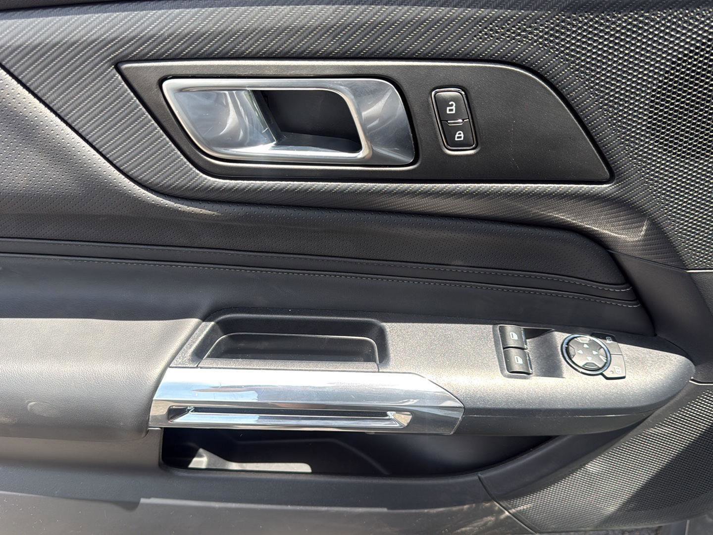 Used 2026 Ford Mustang Premium RWD image 9