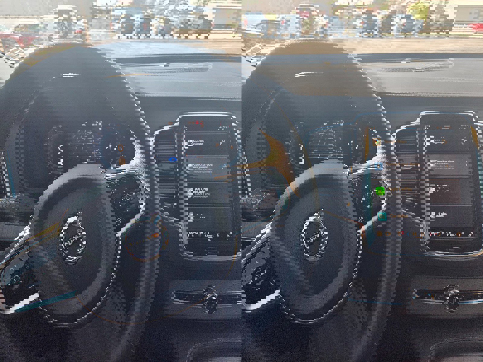 Used 2024 Volvo XC90 B6 Ultimate w/ Protection Package Premier image 14