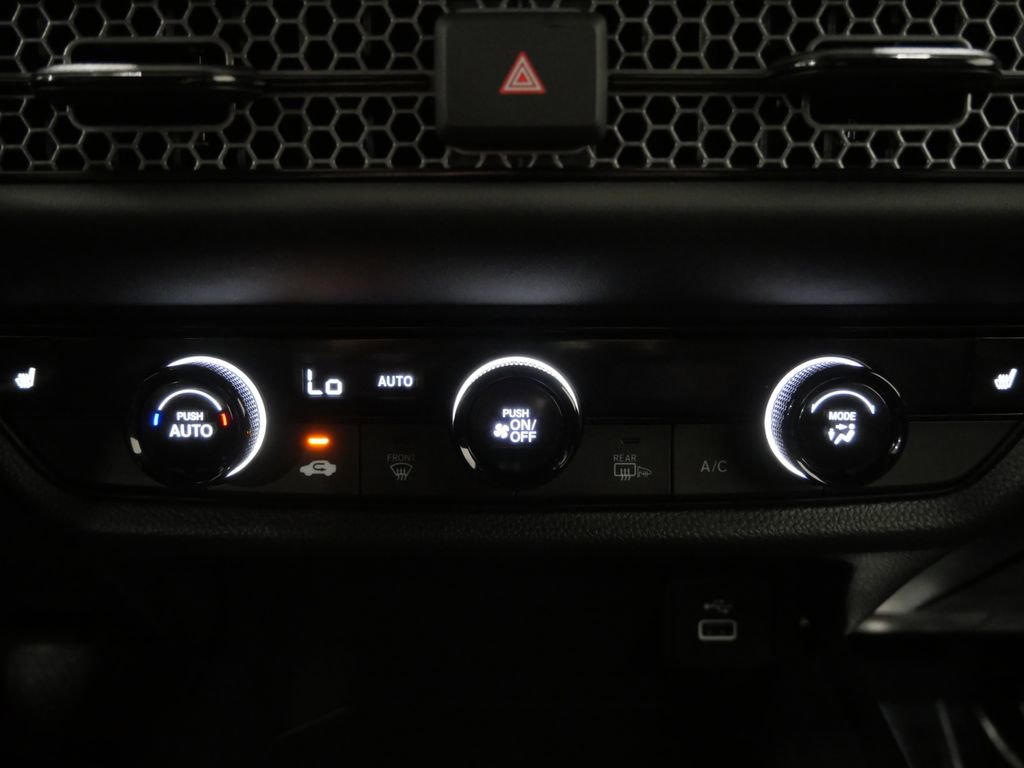 Used 2025 Honda HR-V Sport image 16