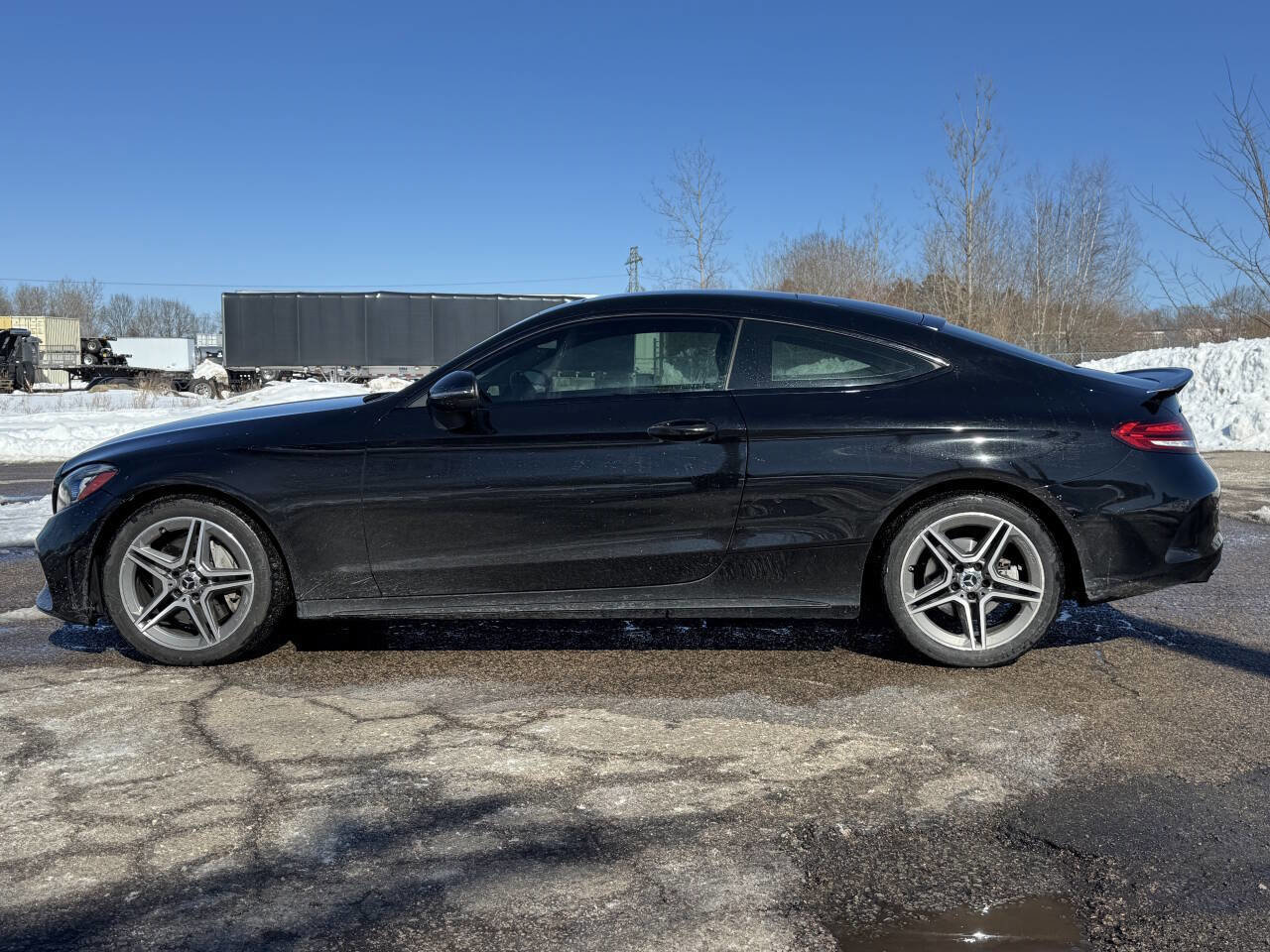 Used 2019 Mercedes-Benz C 300 4MATIC Coupe image 2