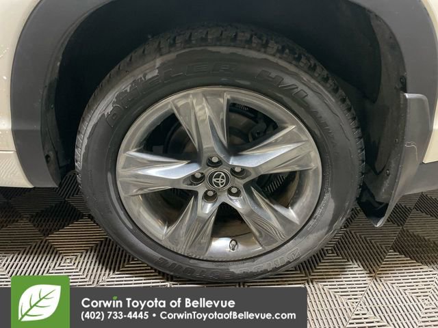 Used 2018 Toyota Highlander Limited Platinum image 25