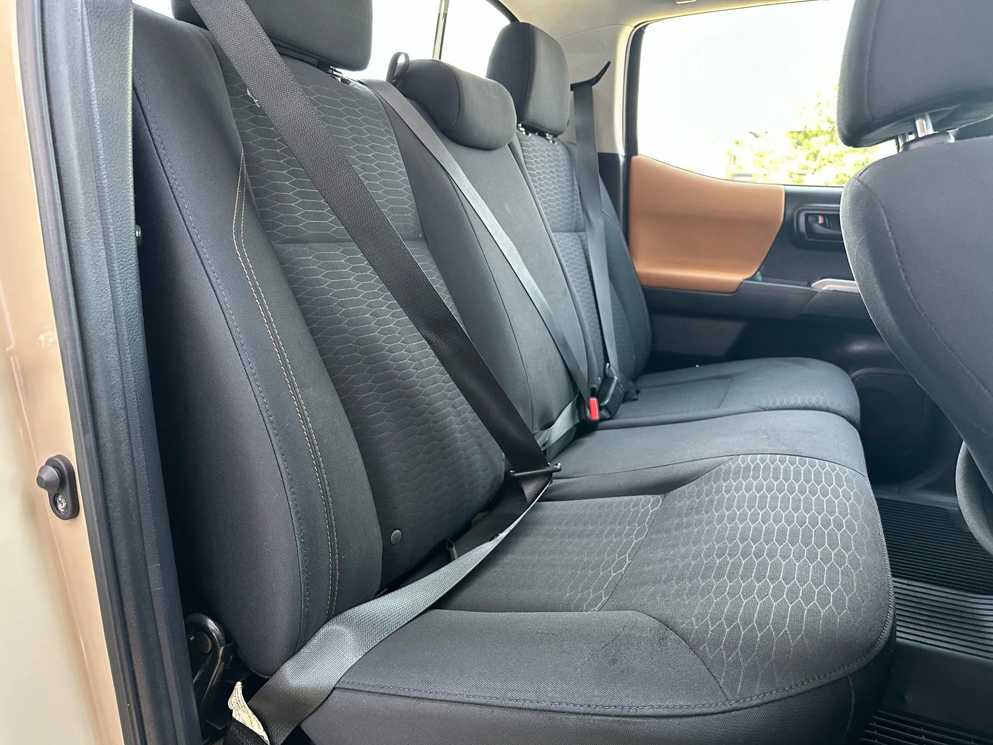Used 2019 Toyota Tacoma SR5 image 14