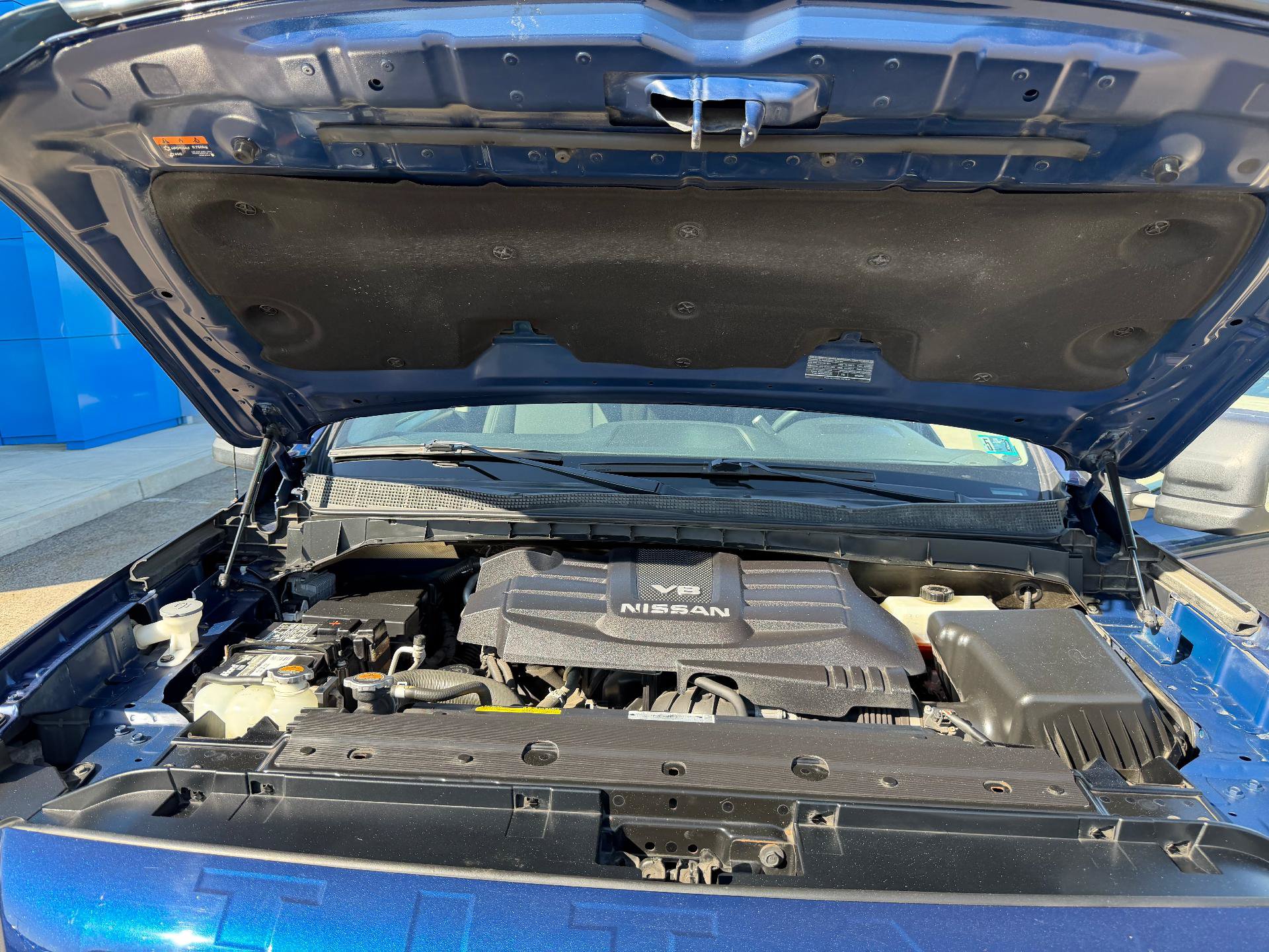 Used 2019 Nissan Titan SV AWD/4WD image 29