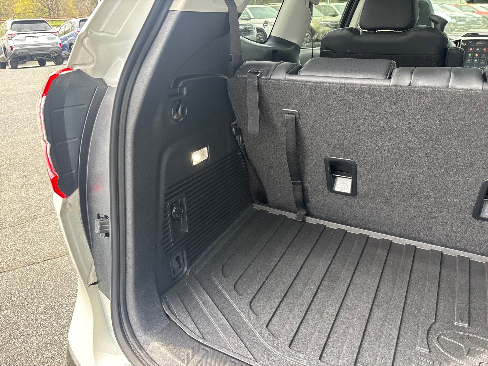 Certified 2025 Subaru Ascent Limited w/ Popular Package #1 image 57