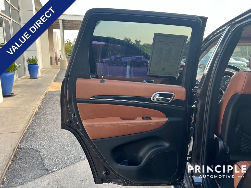 Used 2012 Jeep Grand Cherokee Overland Summit RWD image 23