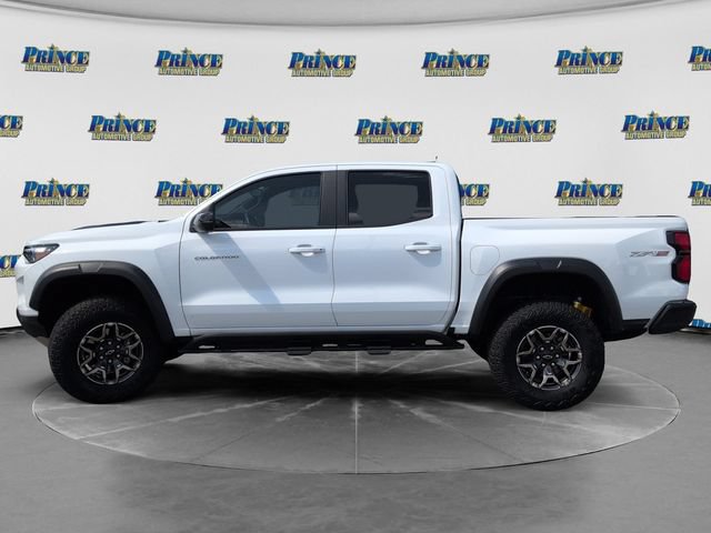 Used 2026 Chevrolet Colorado ZR2 w/ Technology Package AWD/4WD image 12