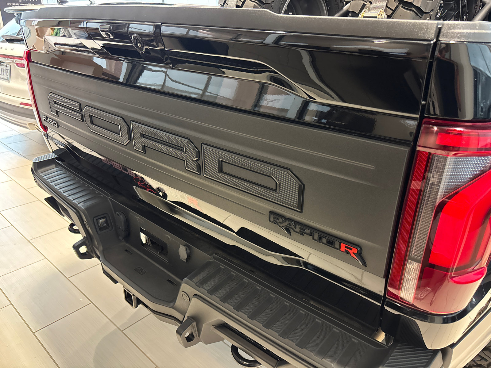Used 2025 Ford F150 Raptor w/ Equipment Group 803A Raptor R AWD/4WD image 8