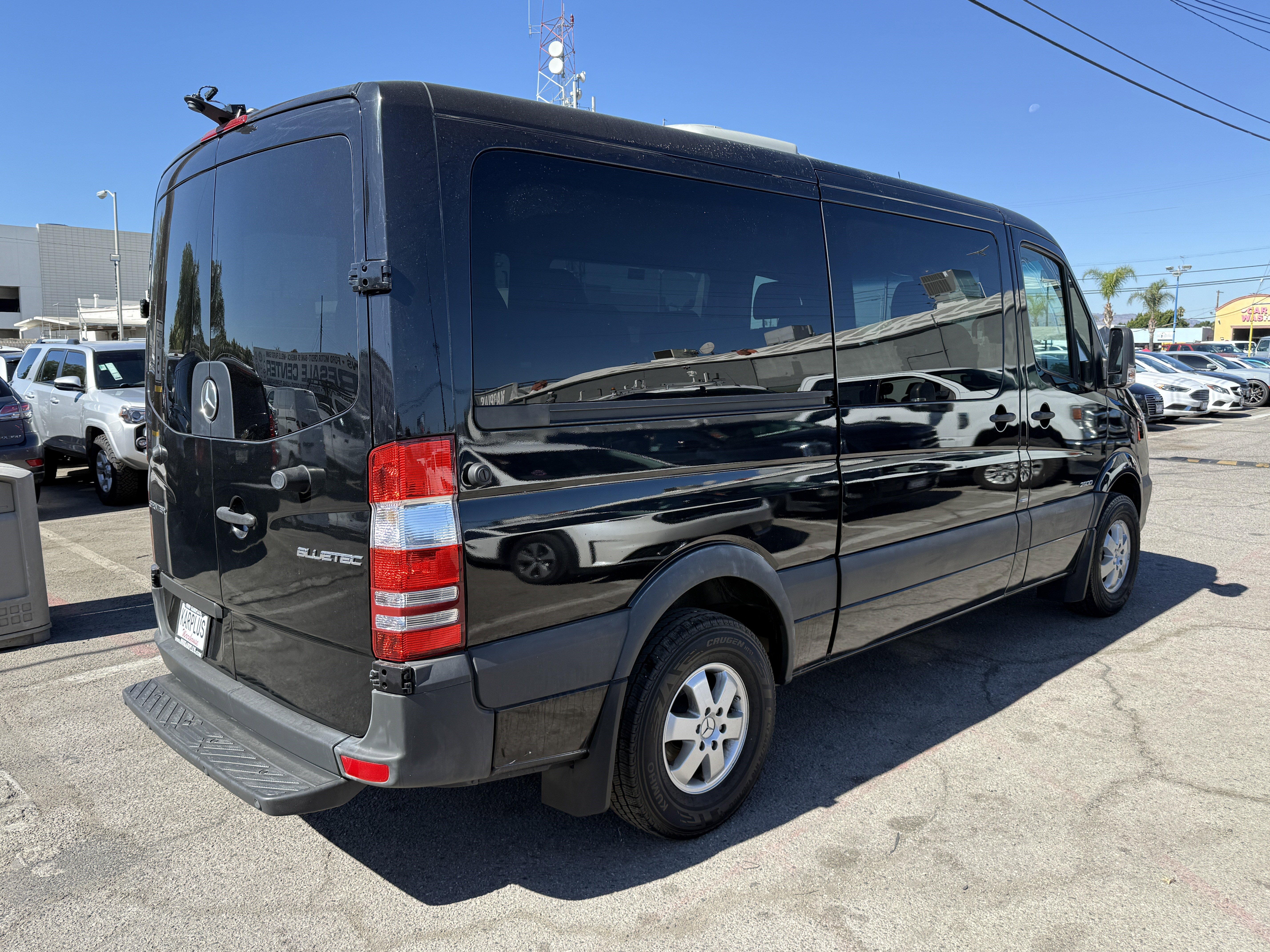 Used 2016 Mercedes-Benz Sprinter 2500 image 7