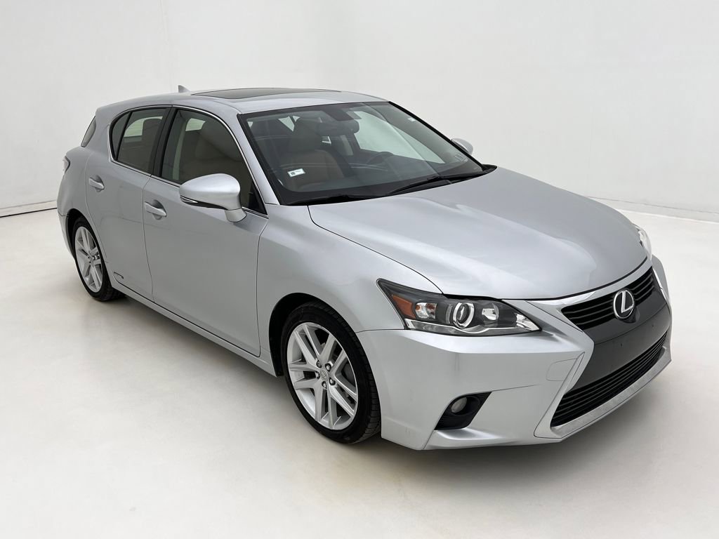 Used 2016 Lexus CT 200h w/ Navigation Package image 2