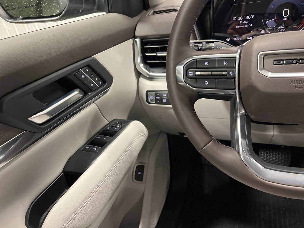 New 2026 GMC Terrain Denali w/ LPO, Black Badging Package AWD/4WD image 14