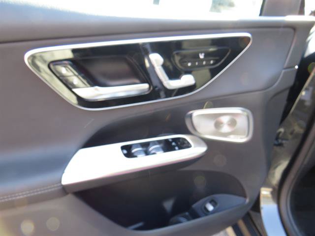 Used 2026 Mercedes-Benz GLC 300 4MATIC image 8