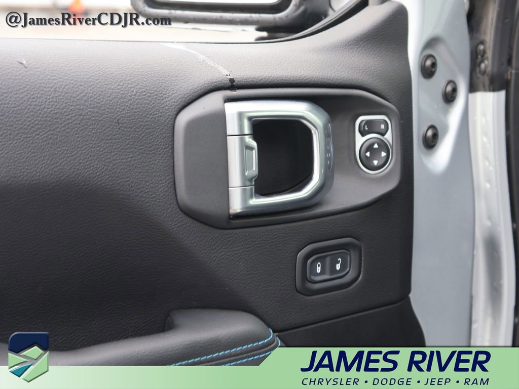 Used 2023 Jeep Wrangler Unlimited Rubicon 4xe w/ Cold Weather Group AWD/4WD image 21