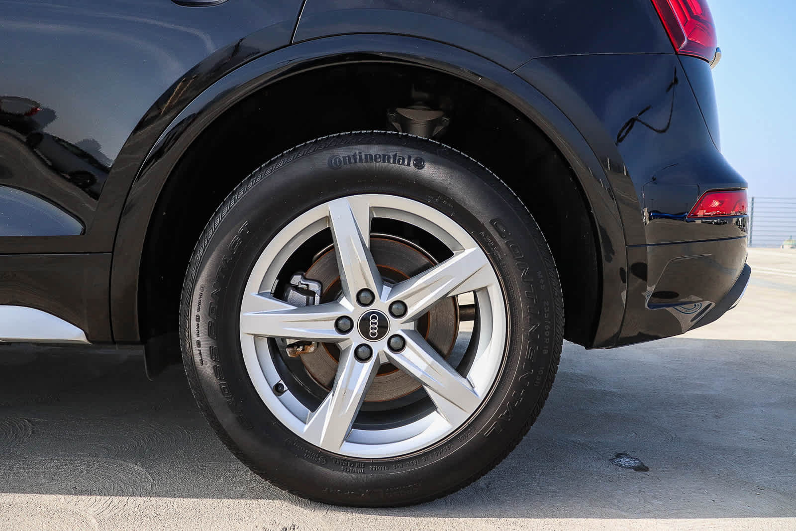 Used 2023 Audi Q5 2.0T Premium w/ Convenience Package image 13