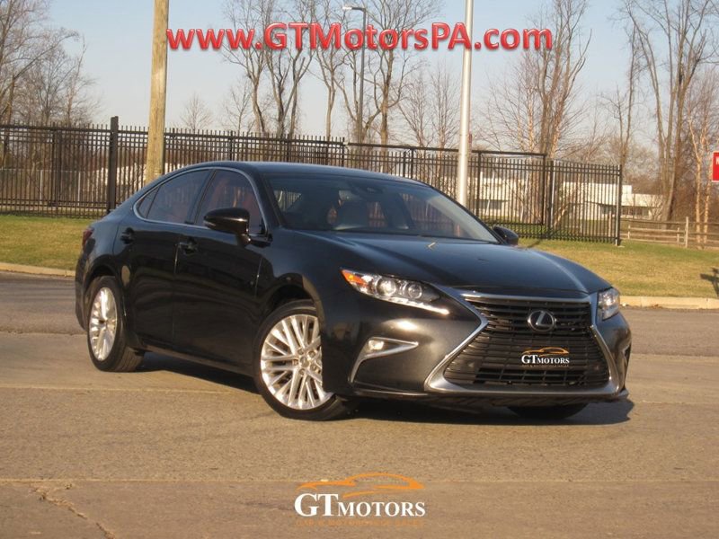 Used 2016 Lexus ES 350 w/ Ultra Luxury Package image 1