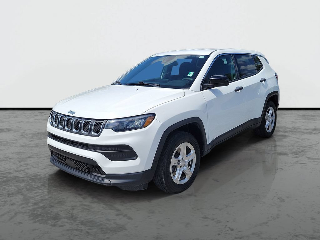 Used 2023 Jeep Compass Sport AWD/4WD image 5