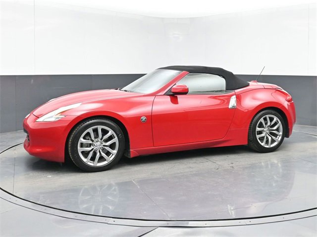 Used 2010 Nissan 370Z Touring image 6