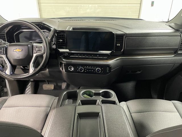 Used 2024 Chevrolet Silverado 1500 LT AWD/4WD image 13