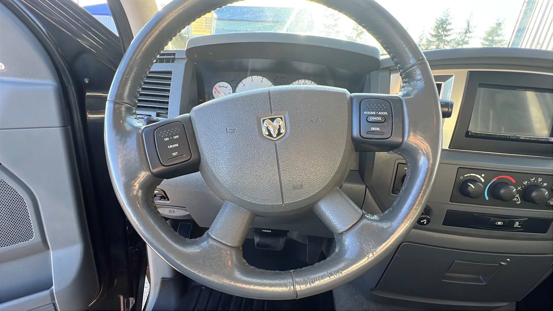 Used 2009 Dodge Ram 2500 Truck SLT w/ Popular Equipment Group AWD/4WD image 19