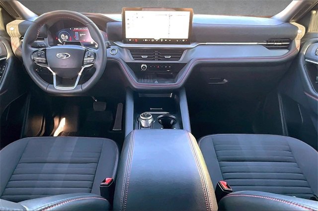 Used 2025 Ford Explorer ST-Line w/ Premium Package image 14