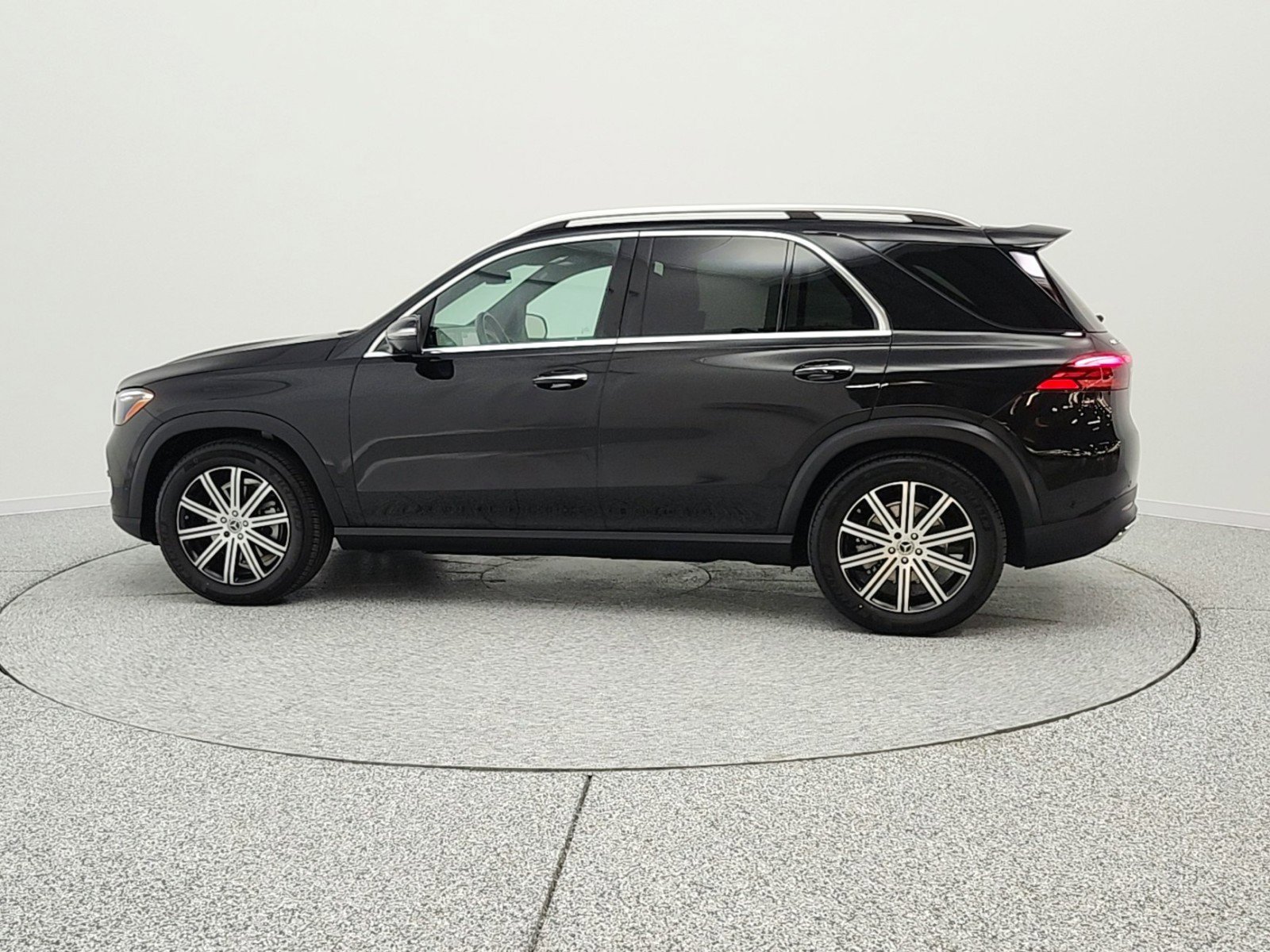 Certified 2026 Mercedes-Benz GLE 350 4MATIC image 8