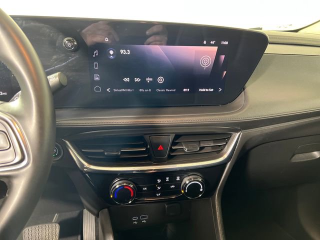 Used 2024 Buick Encore GX Sport Touring image 19