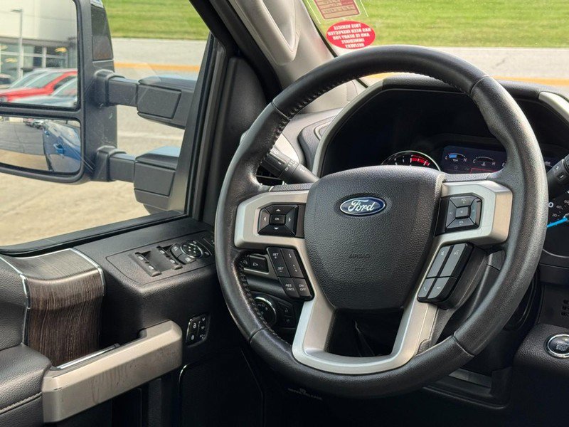 Used 2020 Ford F350 Lariat AWD/4WD image 12