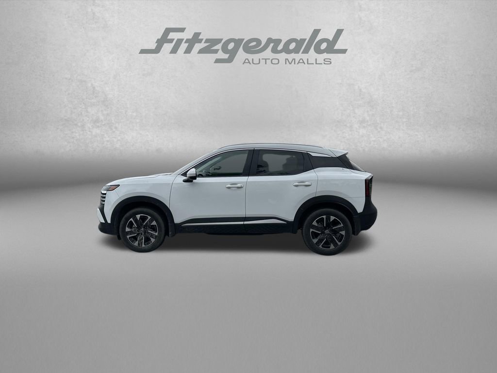 Used 2025 Nissan Kicks SV w/ SV Premium Package AWD/4WD image 4