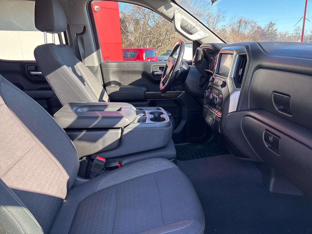 Used 2019 Chevrolet Silverado 1500 LT w/ All-Star Edition image 11