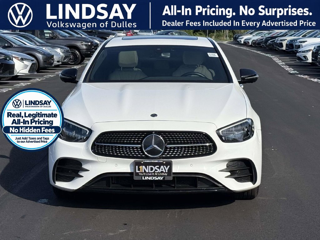 Used 2021 Mercedes-Benz E 350 4MATIC Sedan image 3