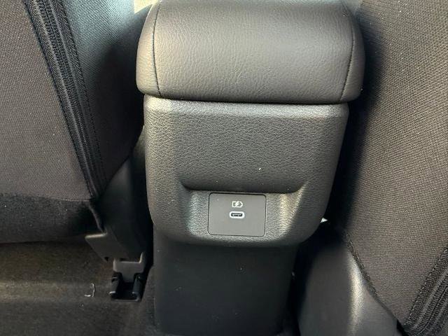 New 2025 Nissan Versa SR w/ Trunk Package FWD image 12