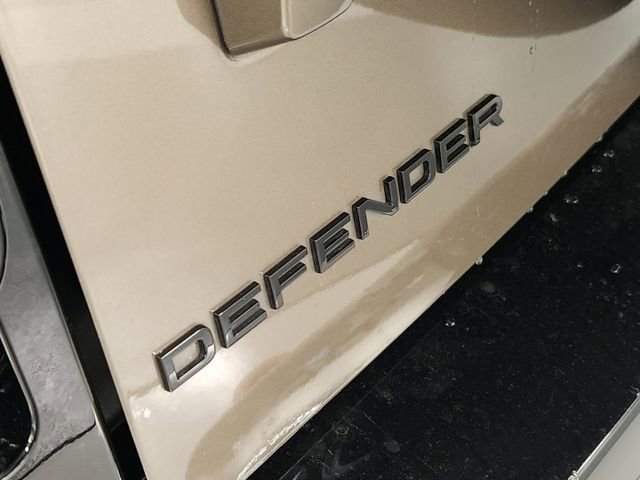 Used 2023 Land Rover Defender 90 X image 13
