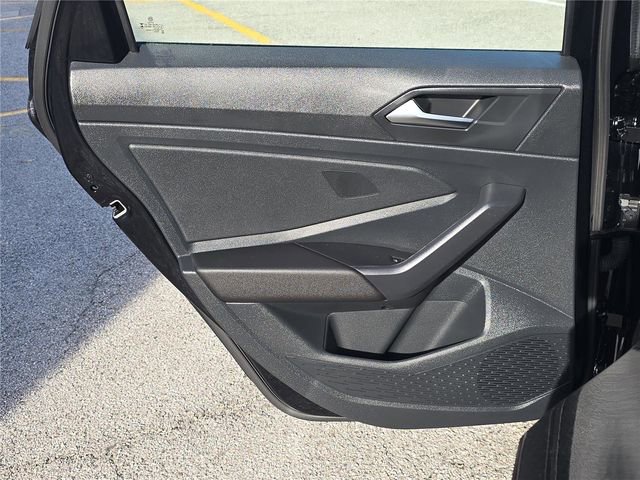 Used 2025 Volkswagen Jetta S image 8